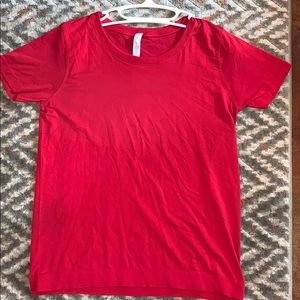 BRAND NEW. Never worn. Lululemon loose swiftly top